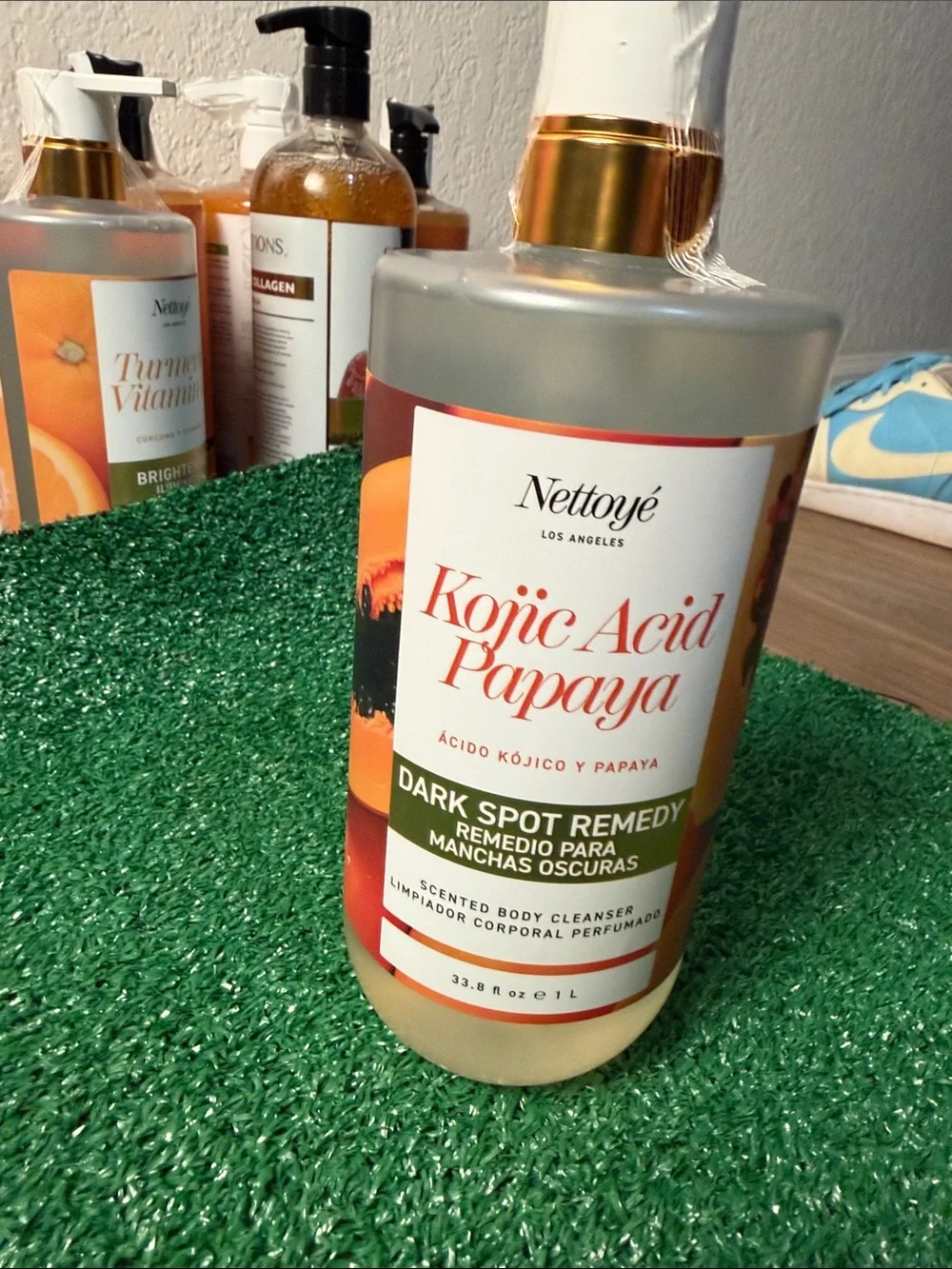 Nettoye Kojic Acid Papaya Dark Spot Remedy Body Cleanser - White & Green Label